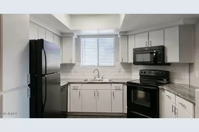 1100 E Osborn Road #2, Phoenix, AZ 85014 - Photo 3