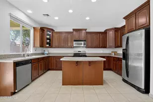 7085 W Andrew Ln, Peoria, AZ 85383 - Photo 3