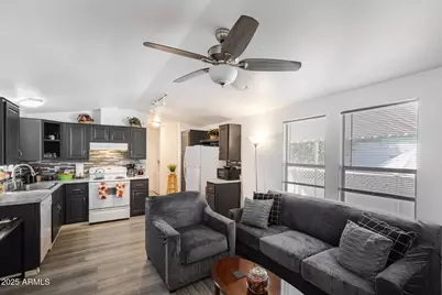 1635 E Libby Street, Phoenix, AZ 85022 - Photo 1