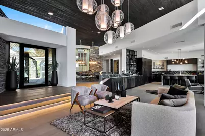 10381 E Loving Tree Lane, Scottsdale, AZ 85262 - Photo 17