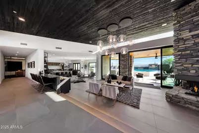 10381 E Loving Tree Lane, Scottsdale, AZ 85262 - Photo 15