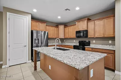 3754 E Perkinsville Street, Gilbert, AZ 85295 - Photo 9