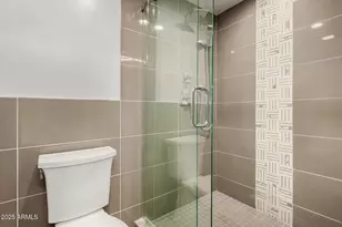 353 E Thomas Rd, Phoenix, AZ 85012 - Photo 17