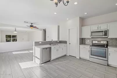 2898 W Silver Creek Lane, San Tan Valley, AZ 85144 - Photo 7