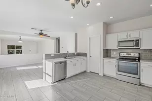 2898 W Silver Creek Ln, San Tan Valley, AZ 85144 - Photo 7