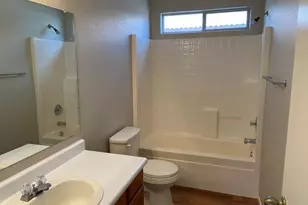 3233 W Abraham Ln, Phoenix, AZ 85027 - Photo 11