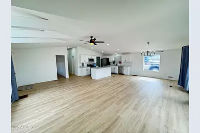 1835 E 20th Avenue, Apache Junction, AZ 85119 - Photo 7