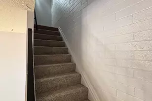 8451 N 34th Ave, Phoenix, AZ 85051 - Photo 9