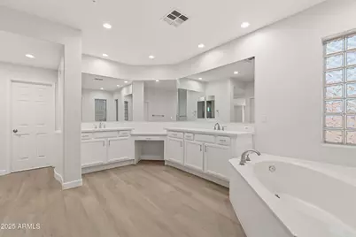 32029 N 20th Lane, Phoenix, AZ 85085 - Photo 17