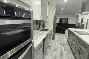 12459 W Lobo Dr, Arizona City, AZ 85123 - Photo 9