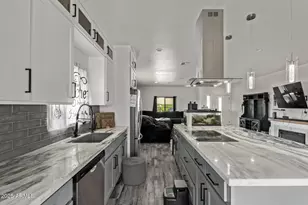 12459 W Lobo Dr, Arizona City, AZ 85123 - Photo 11