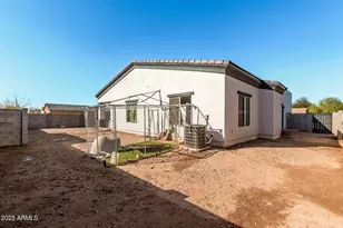 12459 W Lobo Dr, Arizona City, AZ 85123 - Photo 25