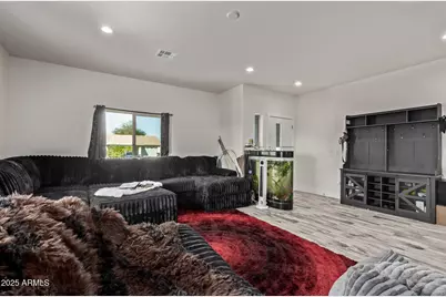 12459 W Lobo Drive, Arizona City, AZ 85123 - Photo 7