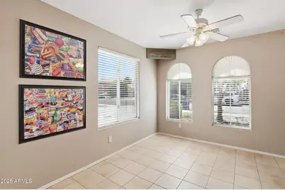 10602 W Roanoke Avenue, Avondale, AZ 85392 - Photo 9