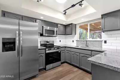 2041 E Karen Drive, Phoenix, AZ 85022 - Photo 13