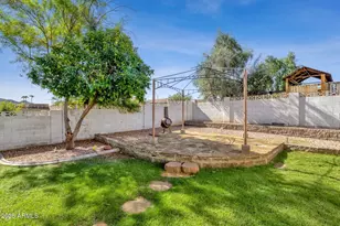 2041 E Karen Dr, Phoenix, AZ 85022 - Photo 31