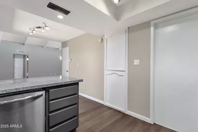 2041 E Karen Drive, Phoenix, AZ 85022 - Photo 15