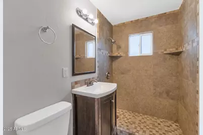 316 E Vogel Avenue, Phoenix, AZ 85020 - Photo 39