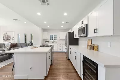 3739 E Fairmount Avenue, Phoenix, AZ 85018 - Photo 7