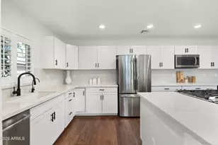 3739 E Fairmount Ave, Phoenix, AZ 85018 - Photo 11