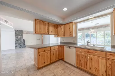 13825 N Kaanapali Drive, Sun City, AZ 85351 - Photo 11