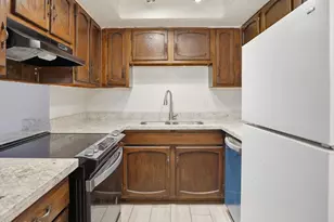 7545 N 47th Dr, Glendale, AZ 85301 - Photo 5