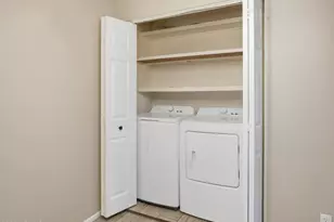 7545 N 47th Dr, Glendale, AZ 85301 - Photo 11