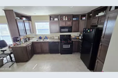 10540 E Apache Trail #182, Apache Junction, AZ 85120 - Photo 11