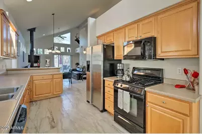 210 W Cedar Avenue, Flagstaff, AZ 86001 - Photo 5