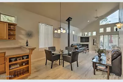 210 W Cedar Avenue, Flagstaff, AZ 86001 - Photo 3