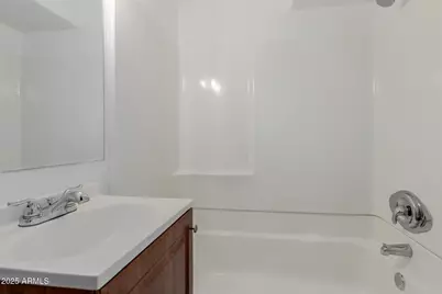 2128 W Georgia Avenue, Phoenix, AZ 85015 - Photo 15