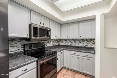 9113 W Kimberly Way, Peoria, AZ 85382 - Photo 17