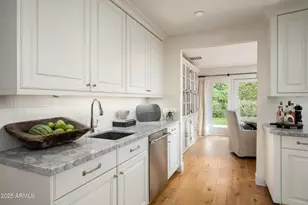 6701 N Scottsdale Rd, Scottsdale, AZ 85250 - Photo 19