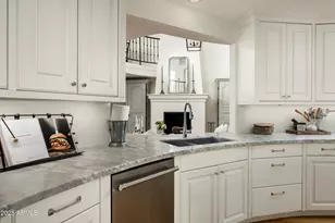 6701 N Scottsdale Rd, Scottsdale, AZ 85250 - Photo 17