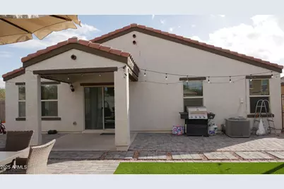 25592 W Gwen Street, Buckeye, AZ 85326 - Photo 11