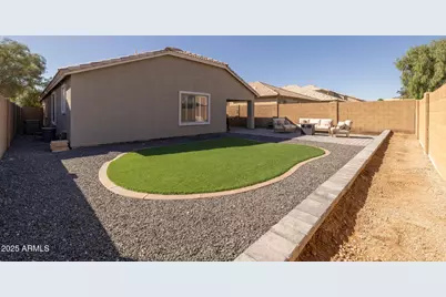 3826 W Goldmine Mountain Drive, San Tan Valley, AZ 85144 - Photo 25