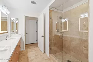 7127 E Rancho Vista Dr, Scottsdale, AZ 85251 - Photo 27