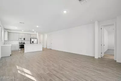 9616 W Tamarisk Avenue, Tolleson, AZ 85353 - Photo 9