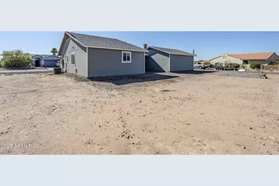 10426 W Grayback Drive, Arizona City, AZ 85123 - Photo 23