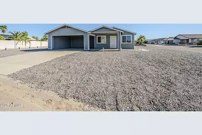 10426 W Grayback Drive, Arizona City, AZ 85123 - Photo 33