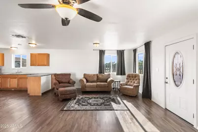 10426 W Grayback Drive, Arizona City, AZ 85123 - Photo 3