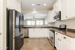 718 W Twin Peaks Pkwy, San Tan Valley, AZ 85143 - Photo 9