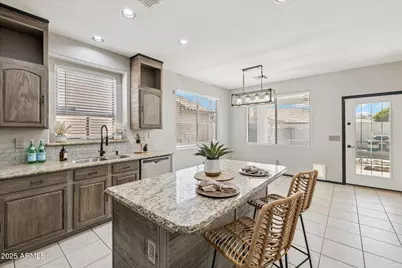 16371 W Adams Street, Goodyear, AZ 85338 - Photo 9