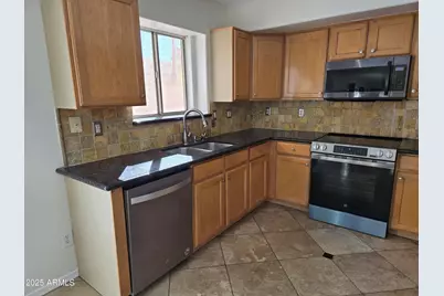 20919 N 39th Place N, Phoenix, AZ 85050 - Photo 9