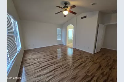 20919 N 39th Place N, Phoenix, AZ 85050 - Photo 11