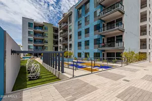 3131 N Central Ave, Phoenix, AZ 85012 - Photo 41