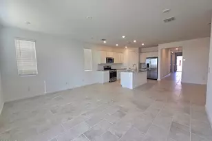 15627 W Hackamore Dr, Surprise, AZ 85387 - Photo 5