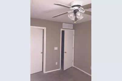 17544 W Hearn Road, Surprise, AZ 85388 - Photo 9