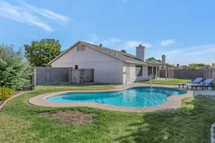 9169 W Lisbon Ln, Peoria, AZ 85381 - Photo 23