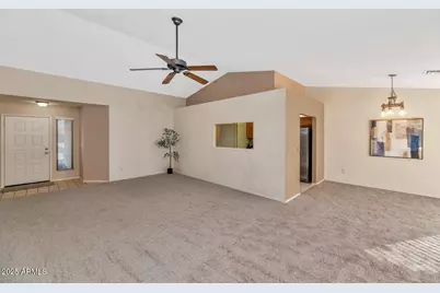 9169 W Lisbon Lane, Peoria, AZ 85381 - Photo 7